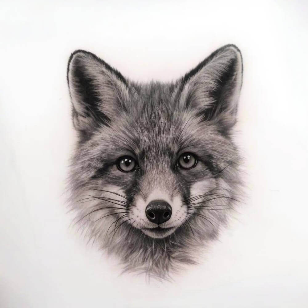 사실적인 여우 타투