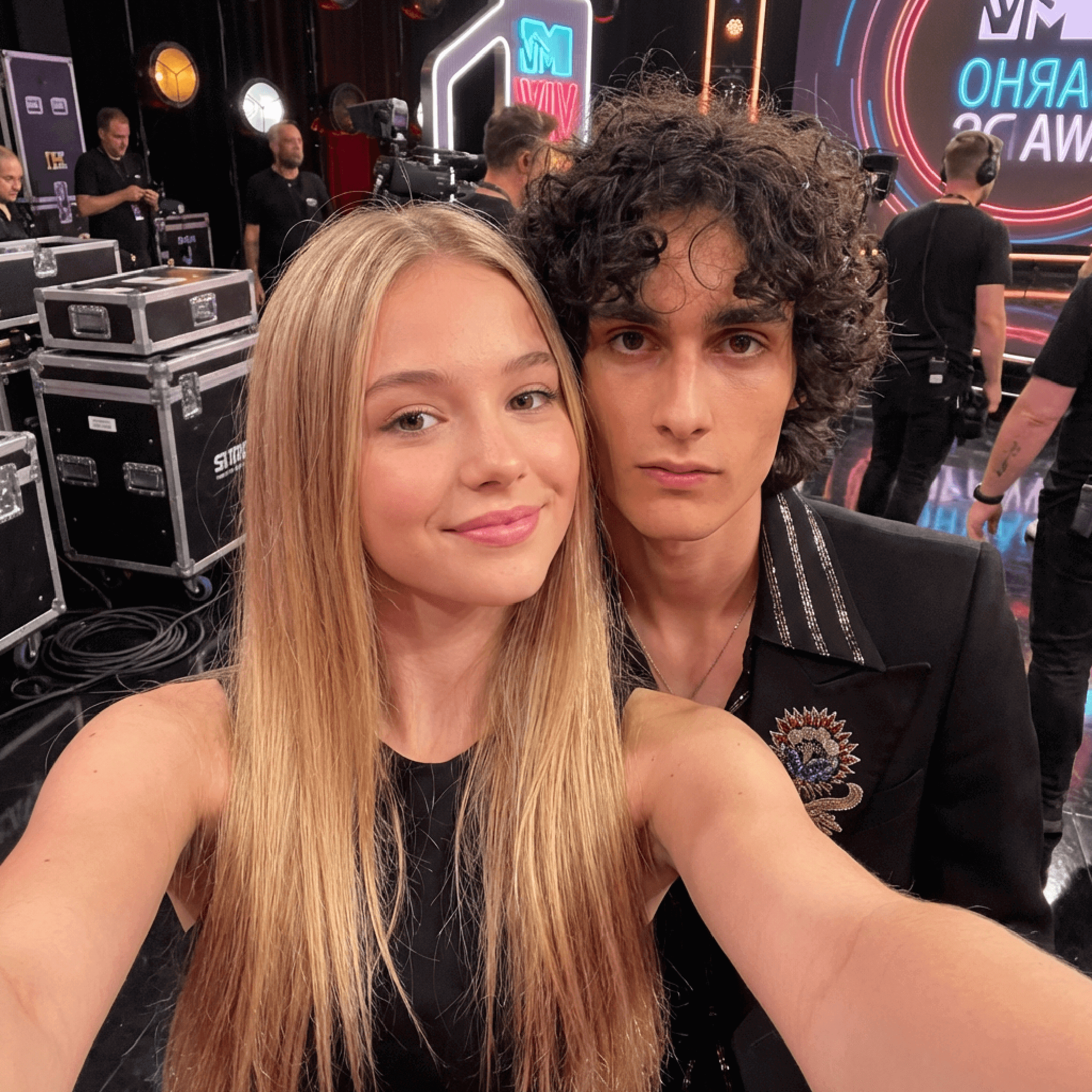 [Click to Try] Selfie with Sombr